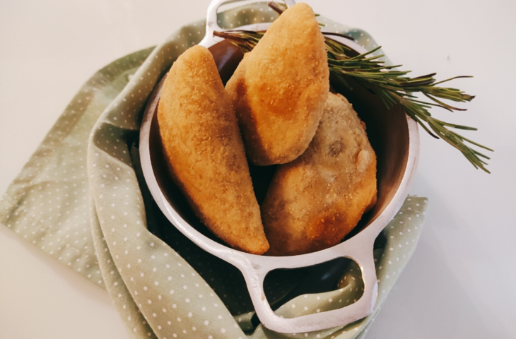 Risoles de carne moída fácil