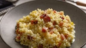 Risoto de alho-poró com bacon