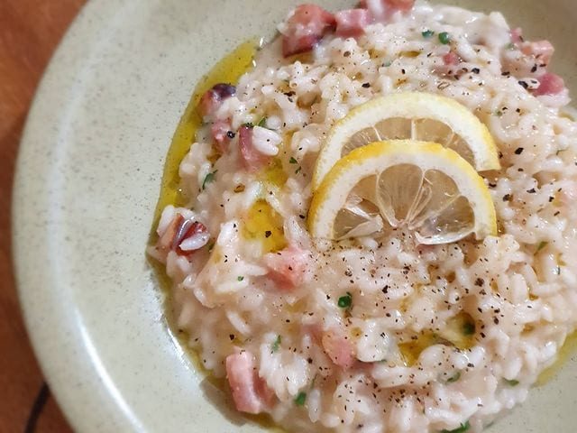 Risoto de bacon com limão