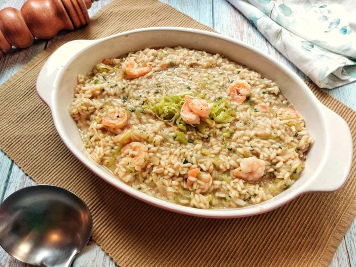 Risoto de camarão e alho-poró finalizado.