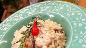 Risoto de camarão e shitake