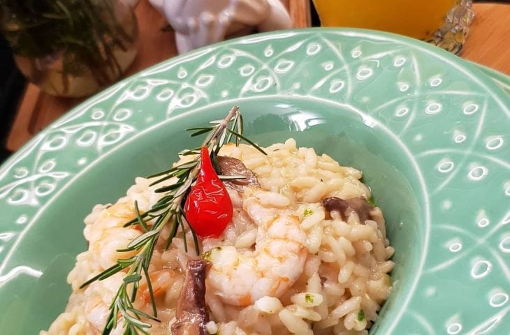 Risoto de camarão e shitake