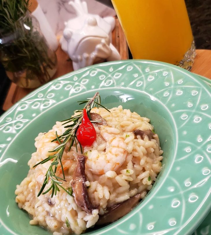 Risoto de camarão e shitake