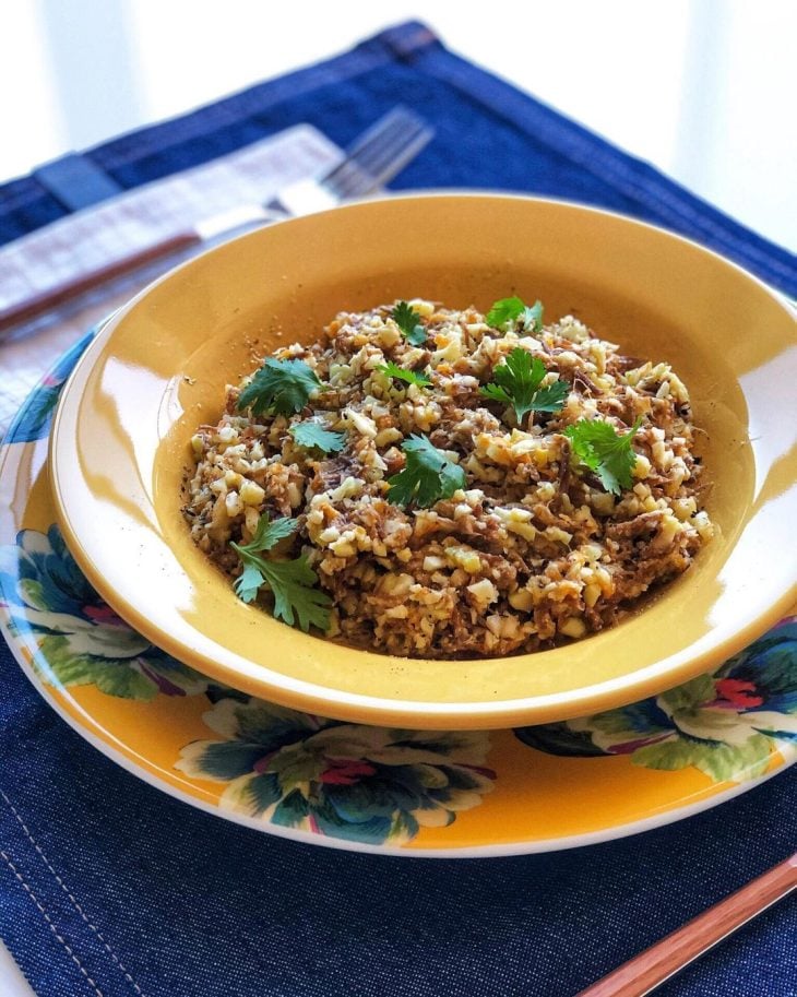 Risoto de couve-flor com carne de sol