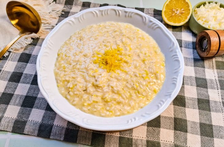 Risoto de limão-siciliano com alho-poró