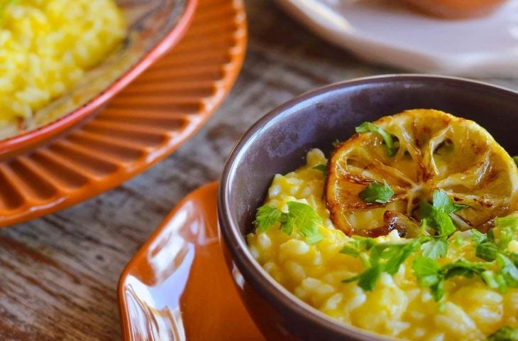 Risoto de limão-siciliano na panela de pressão