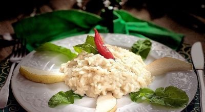 Risoto de pera com brie e rúcula