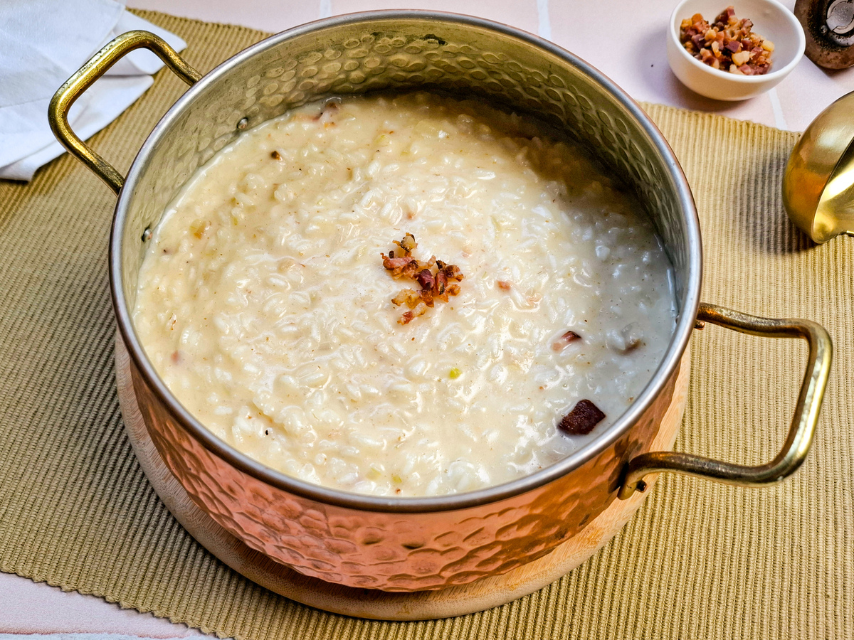 Risoto de queijo com bacon