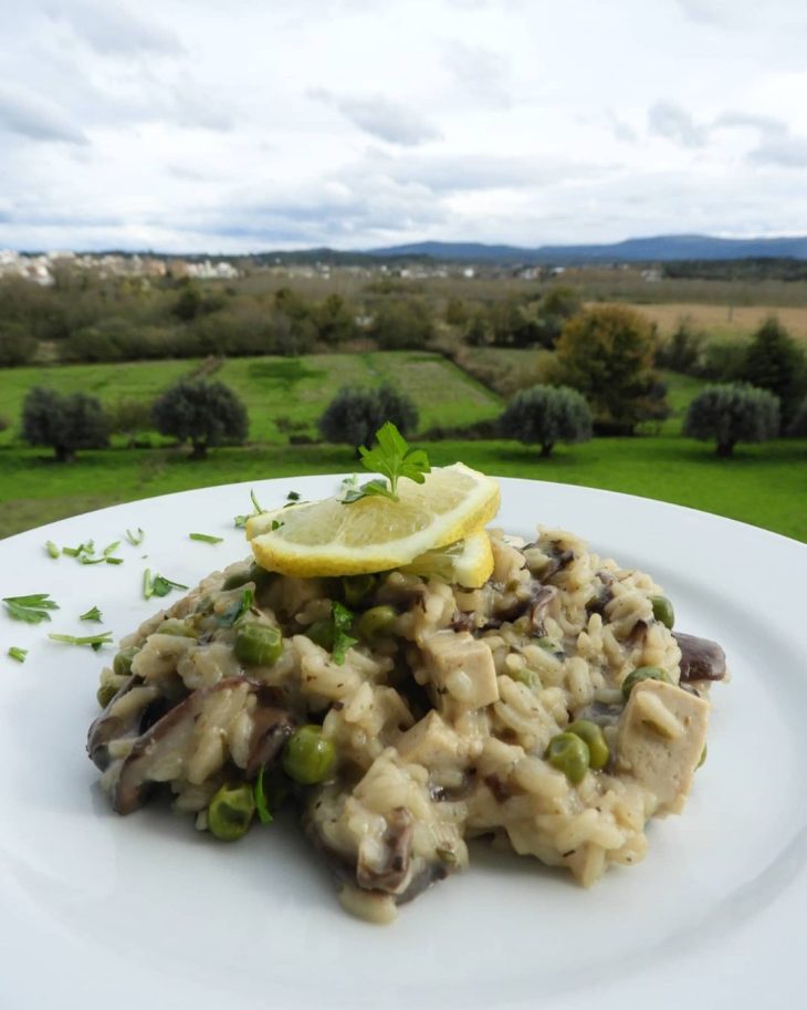 Risoto de tofu vegano