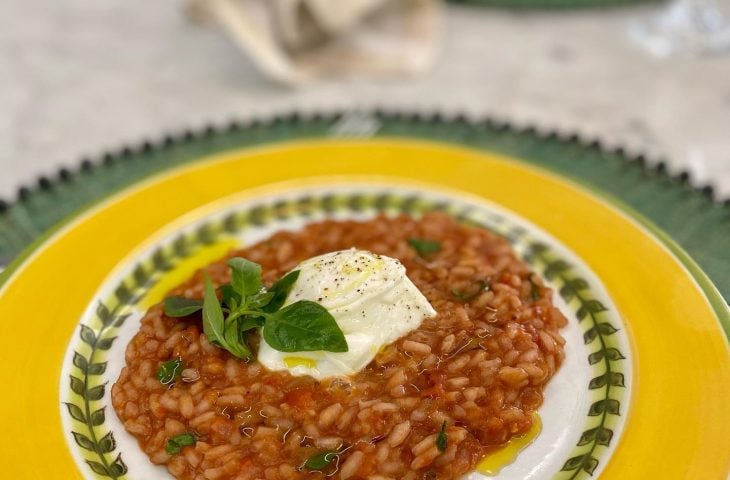 Risoto de tomate com burrata