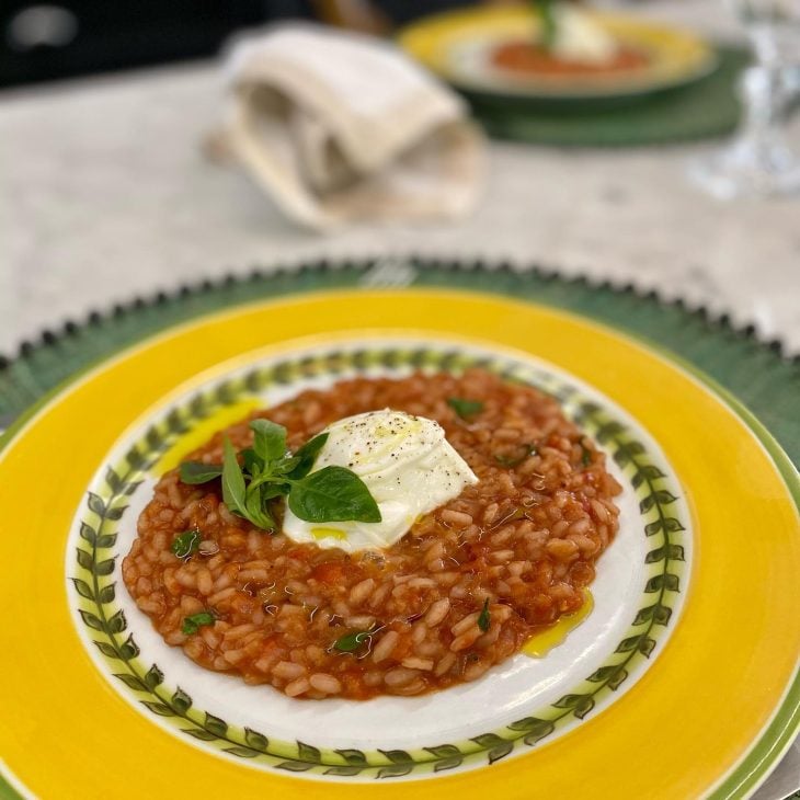 Risoto de tomate com burrata