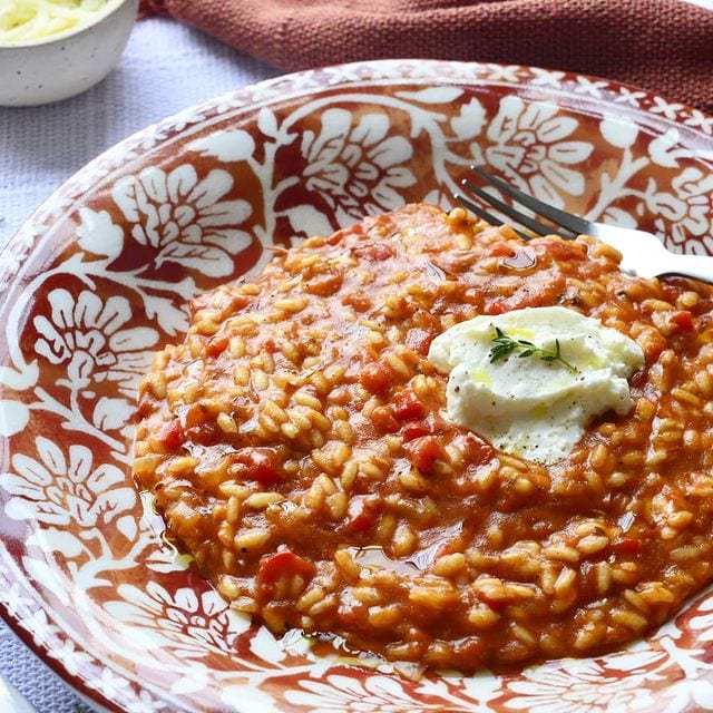 Risoto de tomate com pimentão