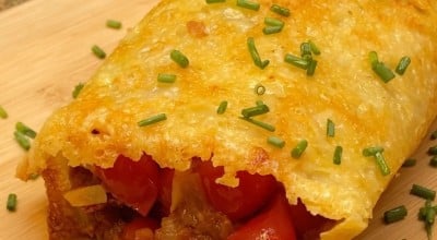 Rocambole de batata com carne moída vegetal