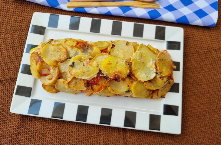 Rocambole de batata com frango
