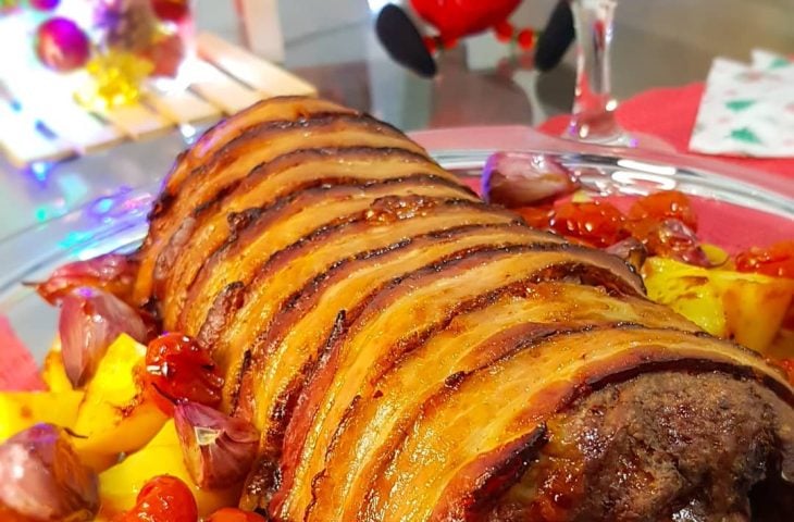 Rocambole de carne de Natal