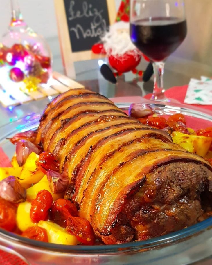 Rocambole de carne de Natal