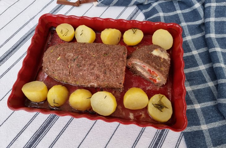 Rocambole de carne moída