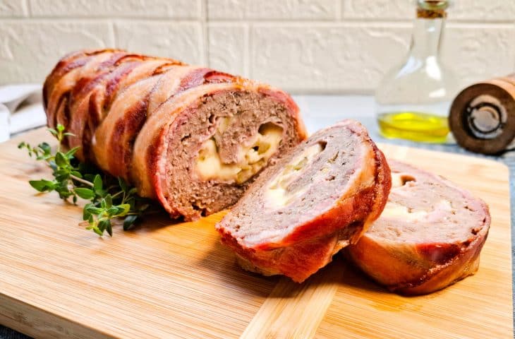 Rocambole de carne moída simples