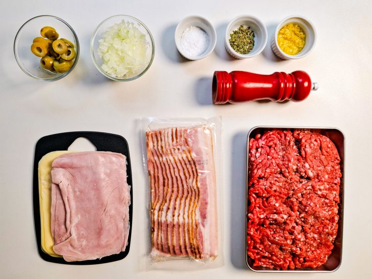 Ingredientes do rocambole.
