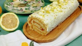 Rocambole de limão-siciliano