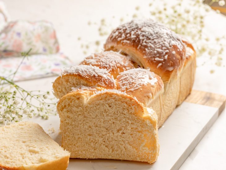 Rosca trançada pronto para consumo.