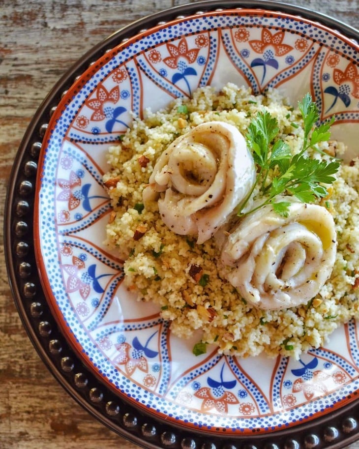 Roseta de pescadinha com cuscuz marroquino