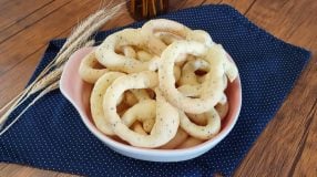 Rosquinhas de polvilho com chia