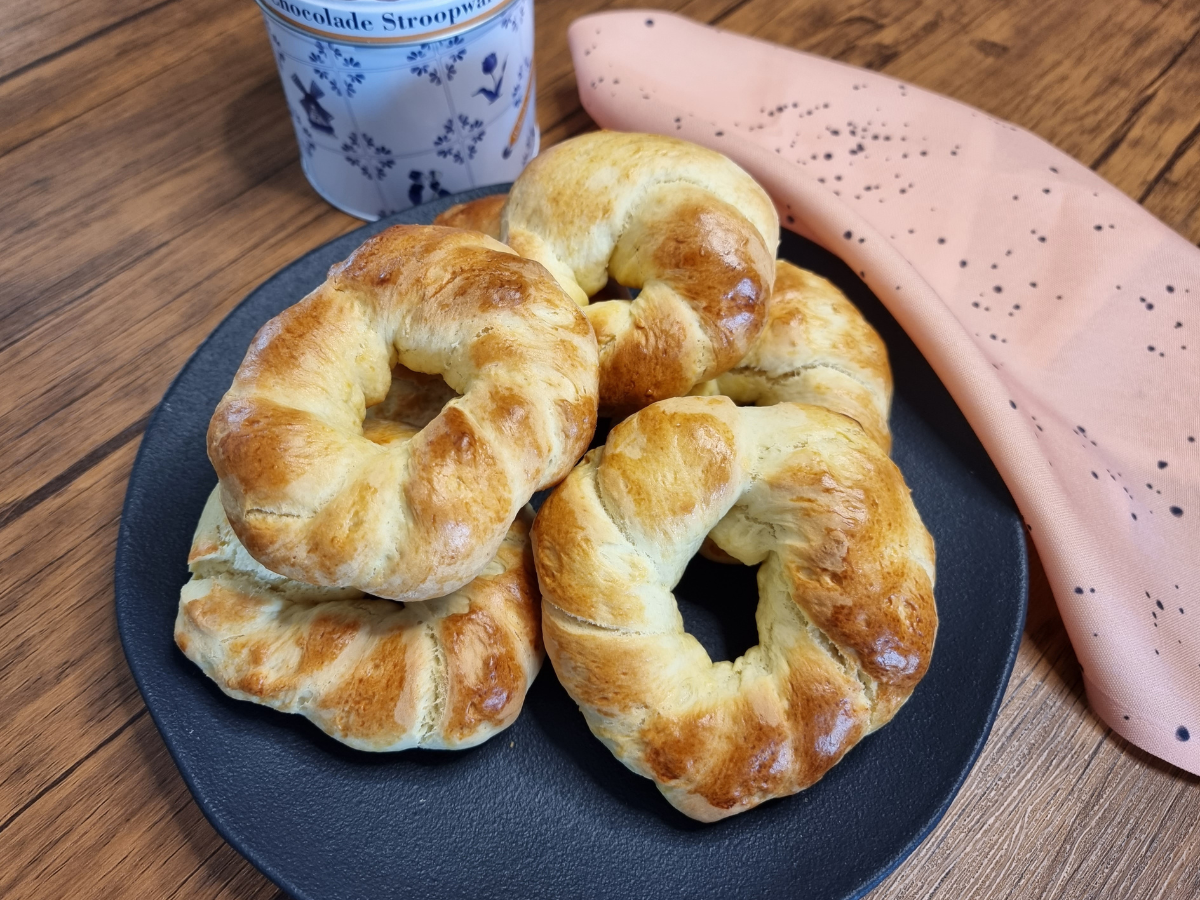 Rosquinhas assadas de creme de leite