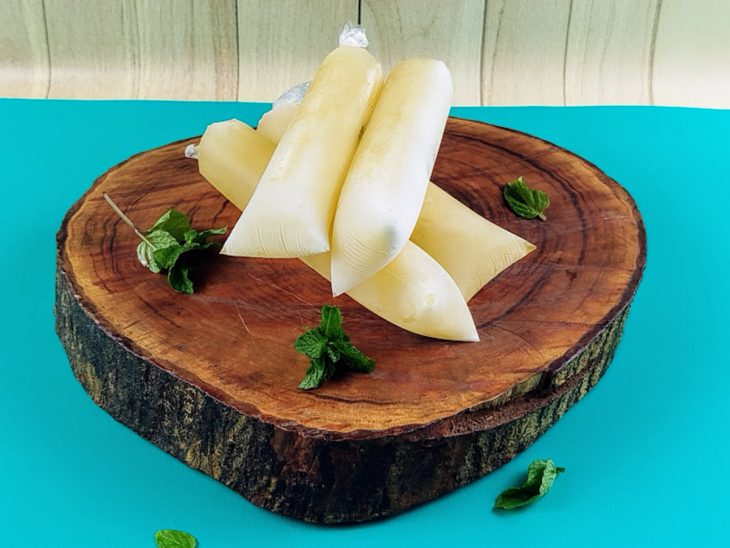 Sacolés prontos para consumo.