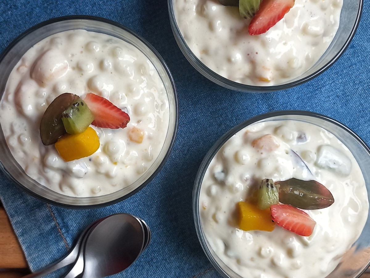 Sagu cremoso com frutas
