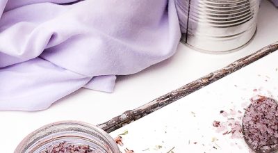 Sal de ervas com vinho tinto