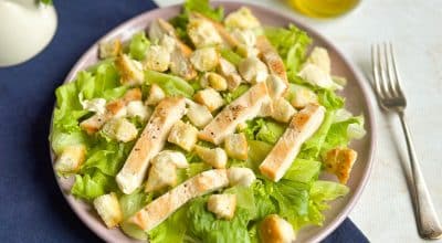Salada caesar simples