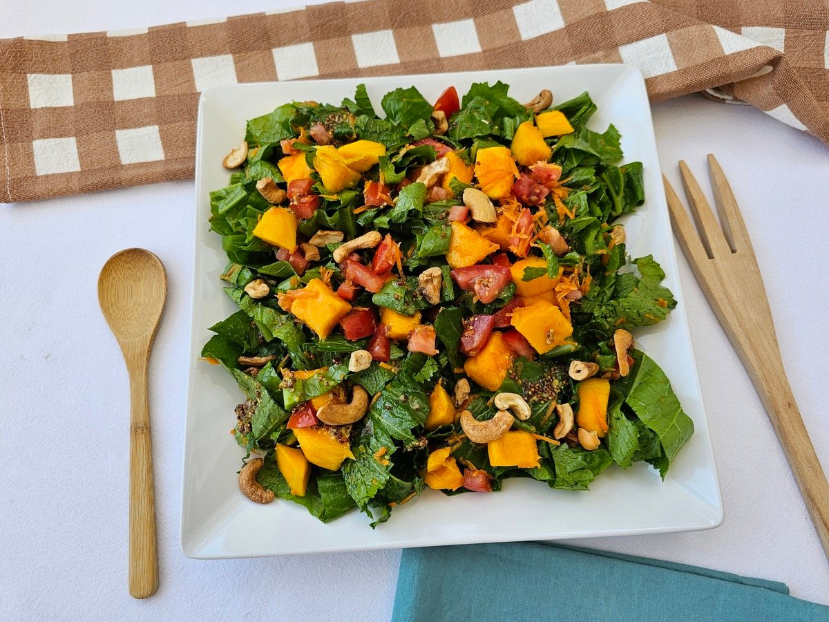 Salada com folha de mostarda