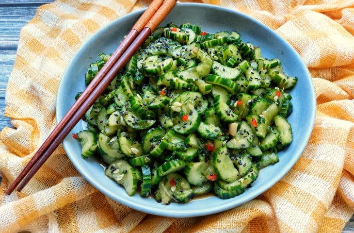 Salada coreana de pepino