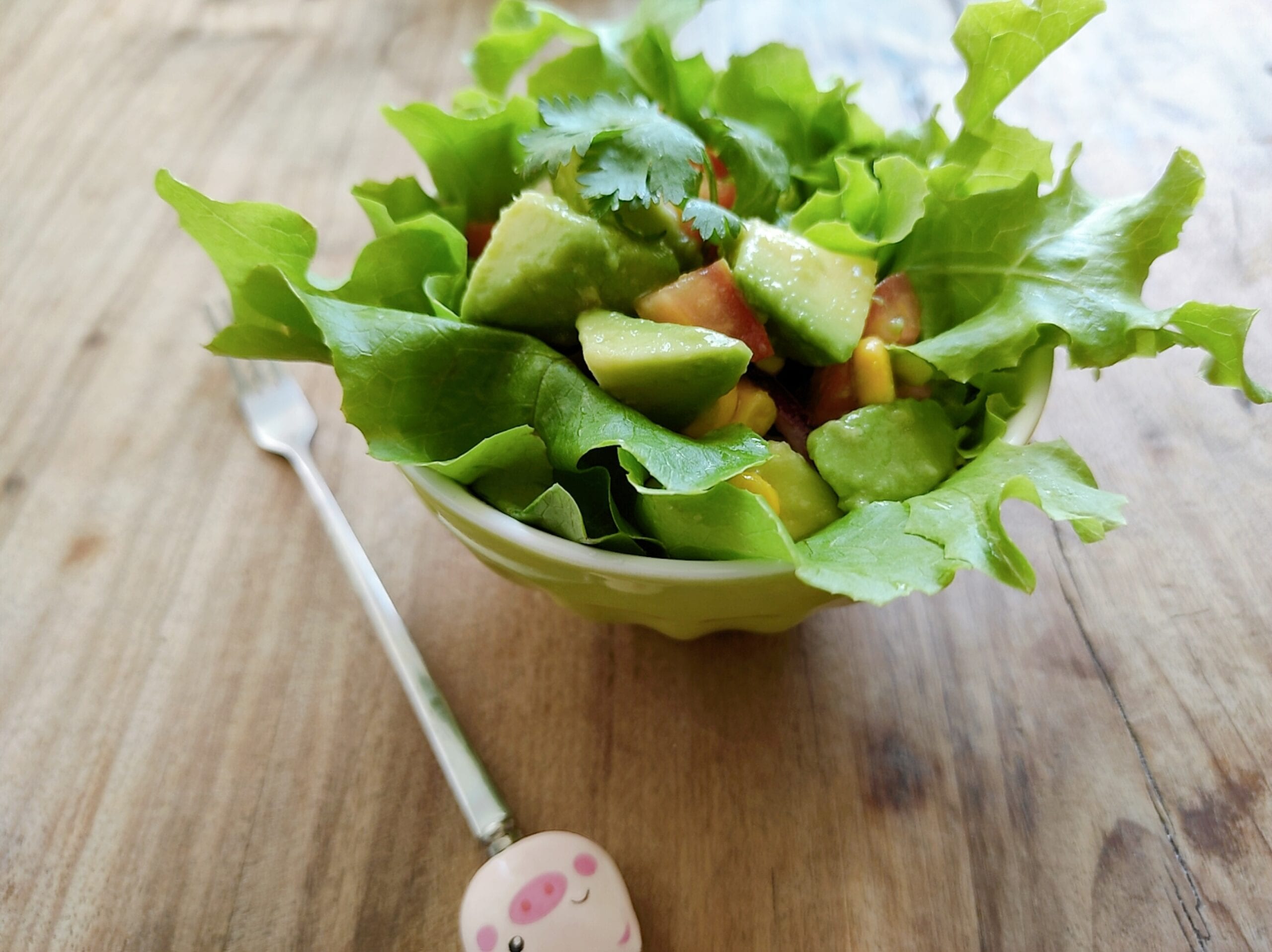 Salada de abacate com milho