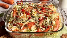 Salada de acelga com cenoura