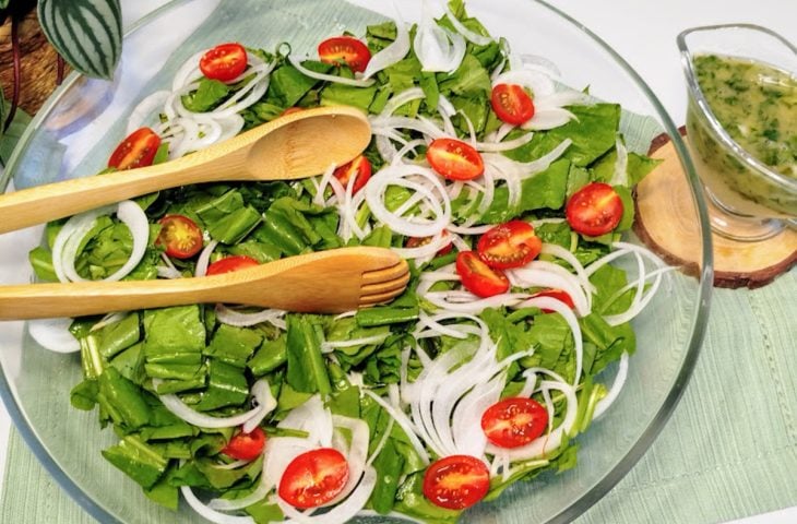 Salada de almeirão