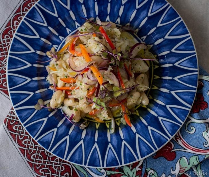 Salada de bacalhau com feijão-branco