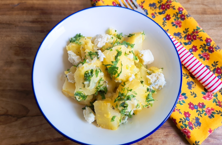 Salada de batata com gorgonzola