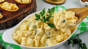 Salada de batata com ovo