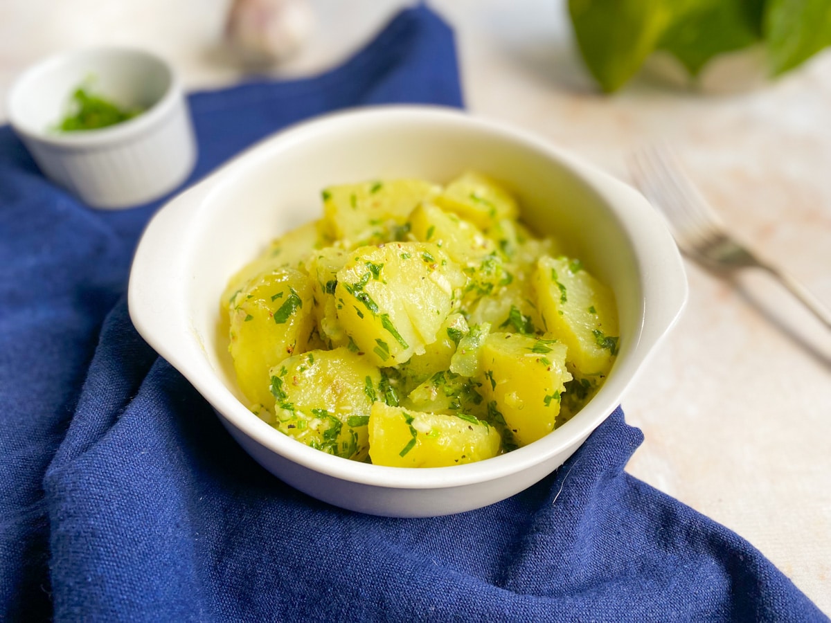 Salada de batata simples