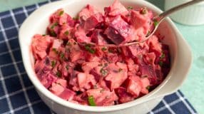 Salada de beterraba com maionese