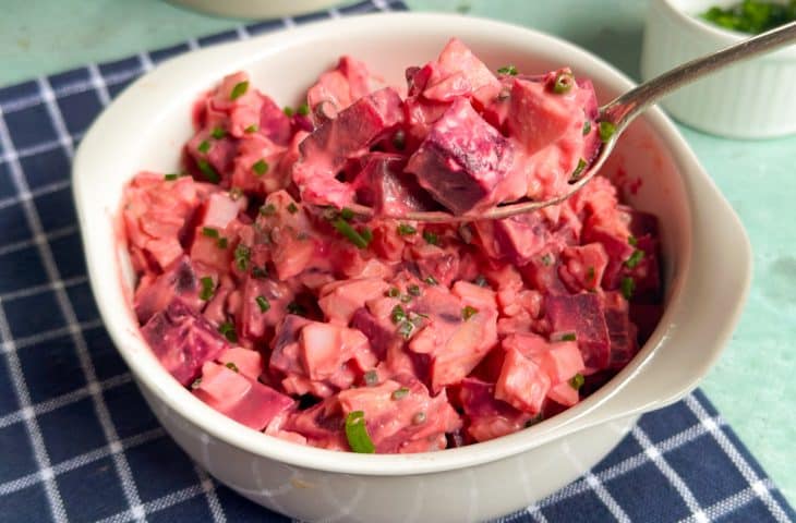 Salada de beterraba com maionese