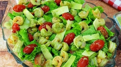 Salada de camarão