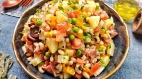 Salada de feijão-fradinho