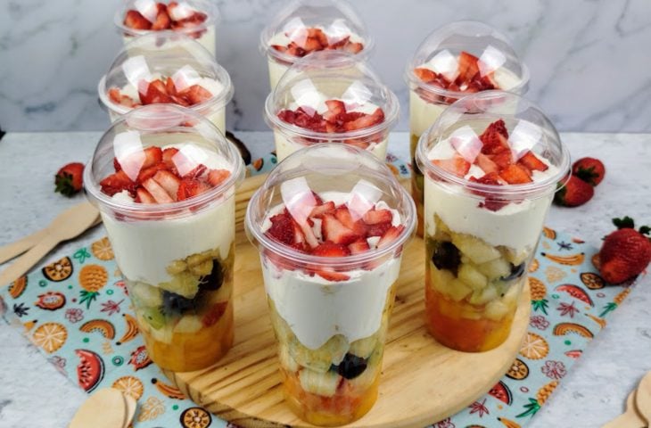 Salada de frutas gourmet no pote