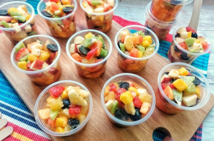 Salada de frutas no pote