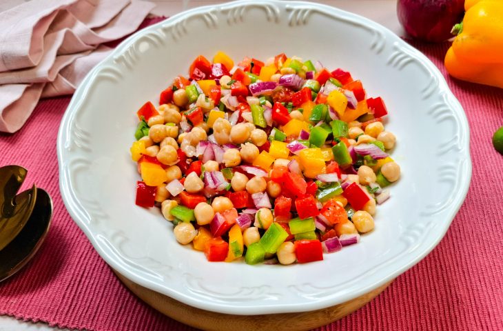Salada de grão-de-bico rápida