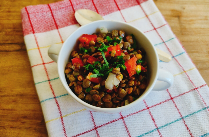 Salada de lentilha fácil