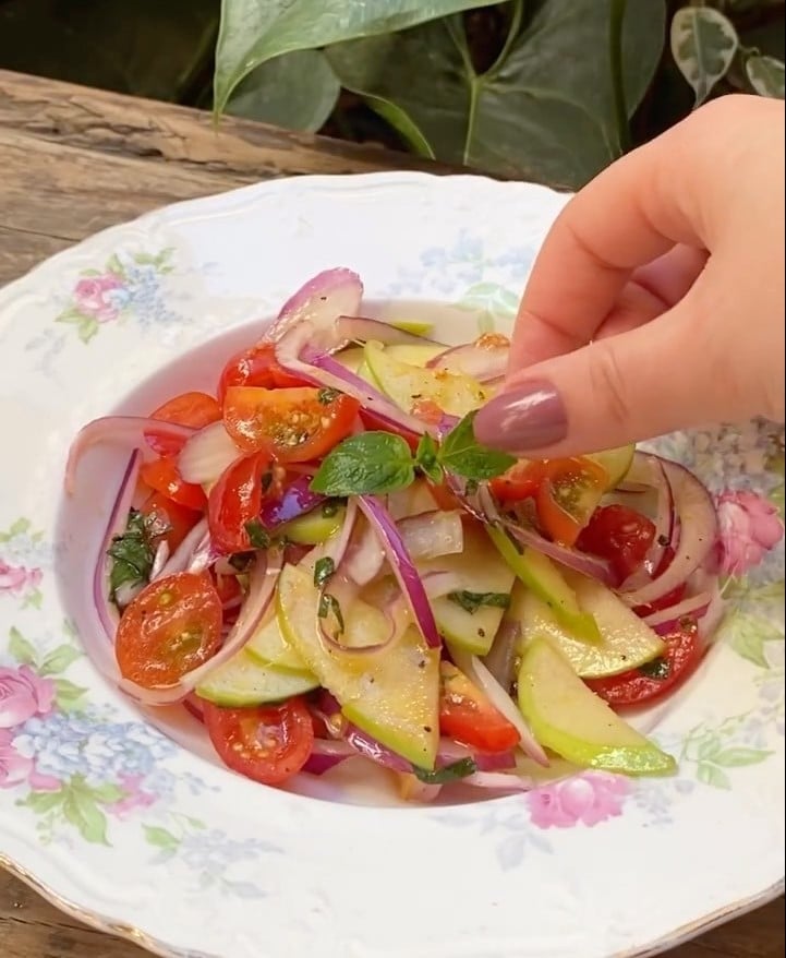 Salada de maçã verde